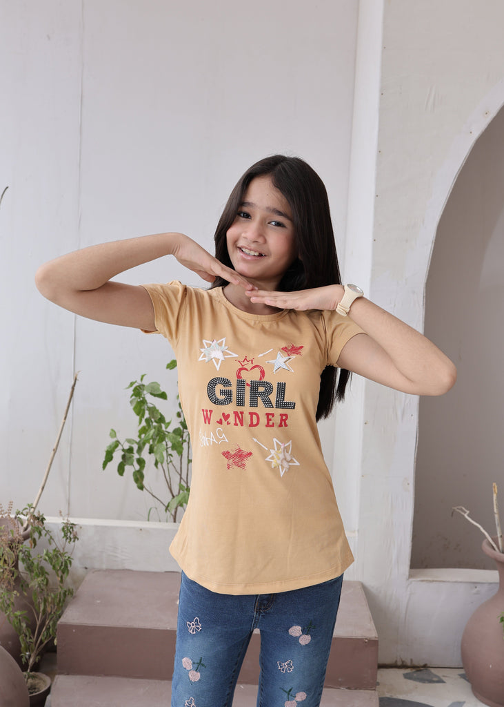 Girl Wonder Swag Tee – Beige